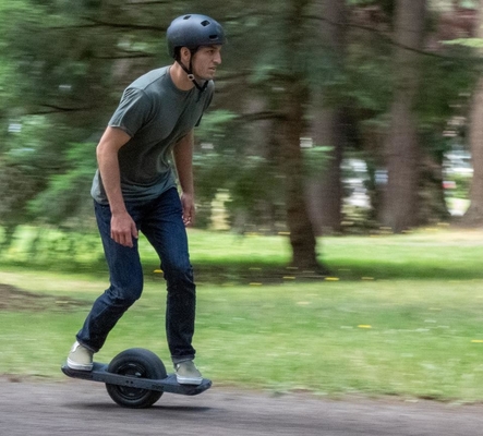 Skateboard Roda Tunggal Bertenaga 7Ah 1000W Dengan Lampu Kilau
