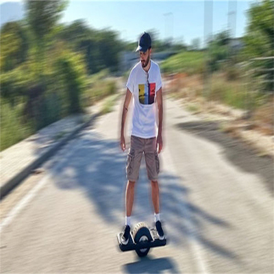 18-25km 1 Wheel Powered Skateboard Electric Dengan Deep Shack Rack